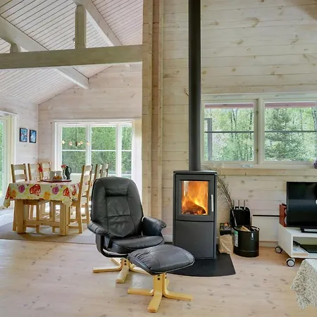 Feriehus Rosamunde - 1-3km From The Sea By Interhome